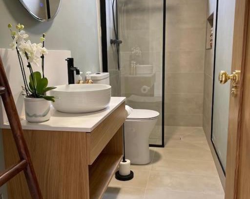Ballinamore Casa | The Lodge at cherry tree lane