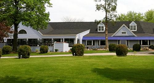 Sturgeon Bay Complejo | The Lodge at Leathem Smith