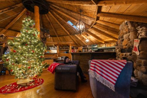 Red Deer River Crossing Otro | The Lodge at Panther River
