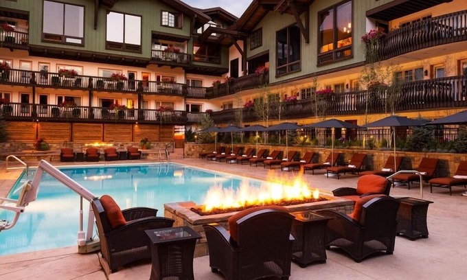 Vail Apartamento | The Lodge at Vail 2 BR Condo in the Heart of Vail by RedAwning - Save 20% on 7+ Nights!