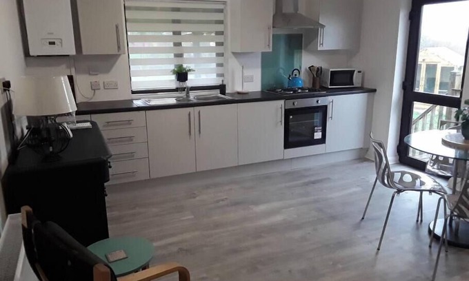 Gloucester Casa | The Lodge, Countryside Living