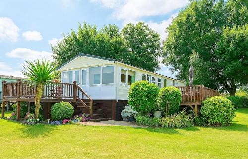 Dinas Cross Casa | The Lodge