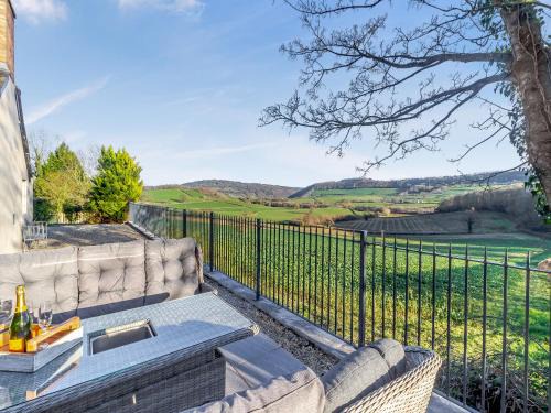 Monmouth Casa | The Lodge