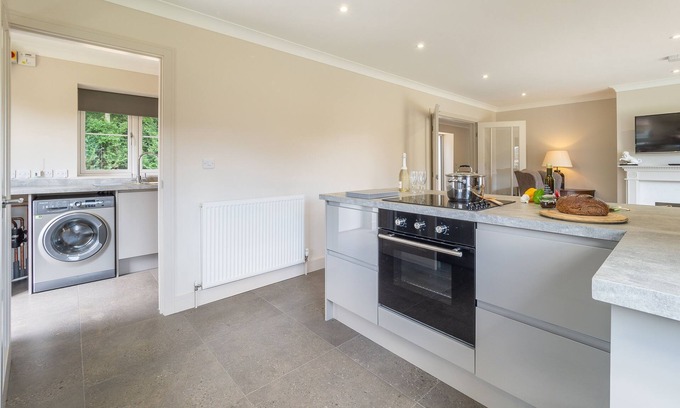 King's Lynn Apartamento | The Lodge is a beautifully finished, single-storey home offering modern and stylish holiday accommod