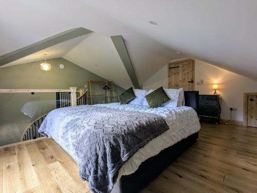 Treharris Casa | The Lodge near Bike Park Wales Pen y Fan Brecon Beacons