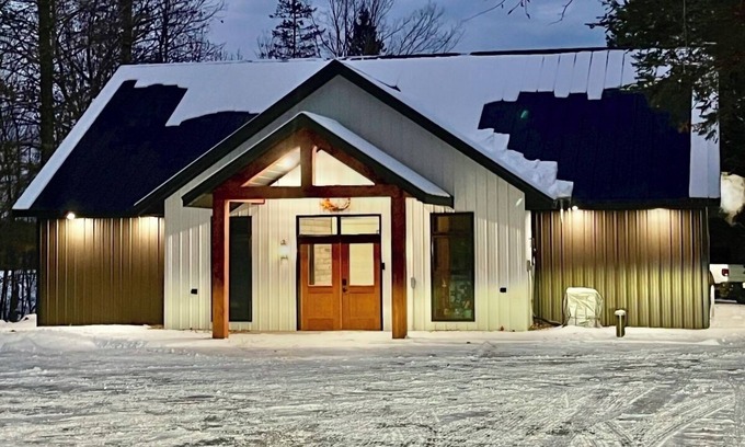 Winter Cabina | The Lodge on Lake of the Pines - enjoy the Northwoods in comfort!