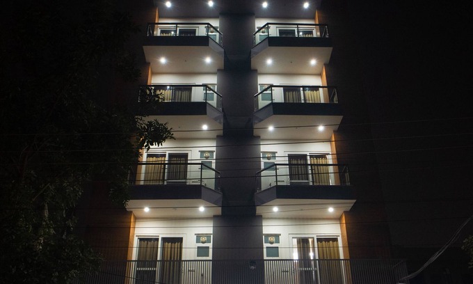 DLF City Apartamento | The Lodgers 1 BHK Serviced Apartment