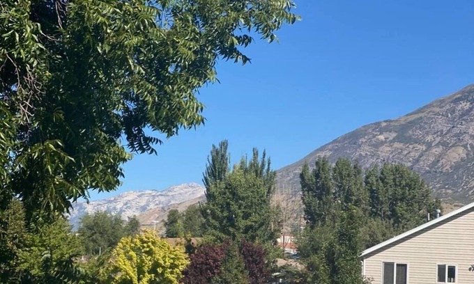 Pleasant Grove Apartamento | The Loft on Locust with Mountain Views