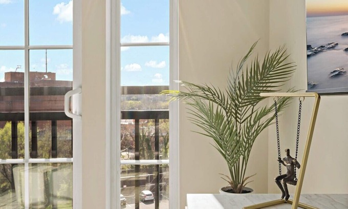 Eisenhower East Apartamento | THE LOFT | Relax | Cozy | Old Town | 2 Bedrooms