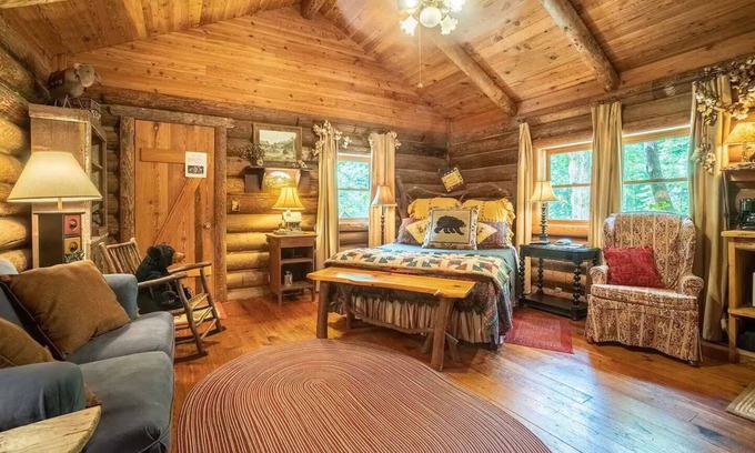 Clarkesville Cabina | The Log Cabin