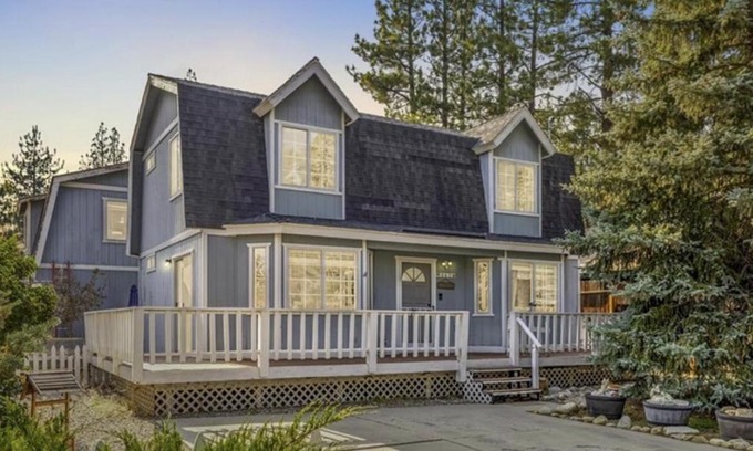 Peter Pan Casa | The Lost Boys Hideaway - One of a Kind Mountain Getaway!