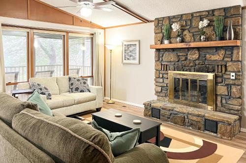 Lost Bridge Village Casa | The Lost Bridge Lakehouse