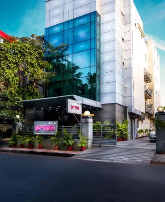 Sadras Apartamento | The Lotus Apartment hotel, Burkit Road