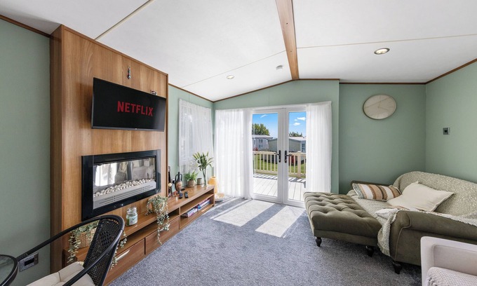 Sheerness Casa | The Luxury Holiday Caravan