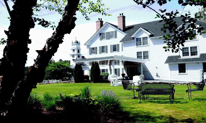 Lyme Center Hotel | The Lyme Inn