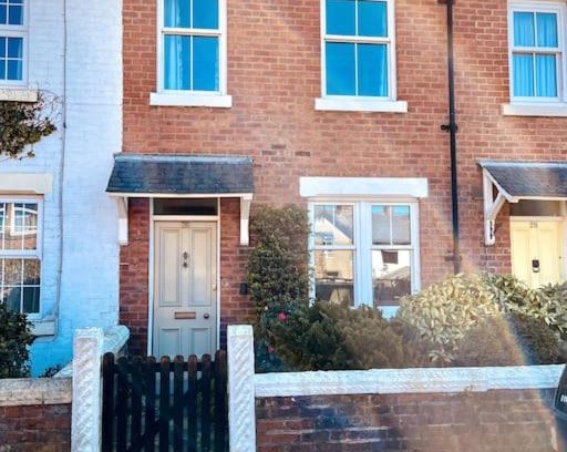 Lytham St. Anne's Casa | The Lytham Cottage