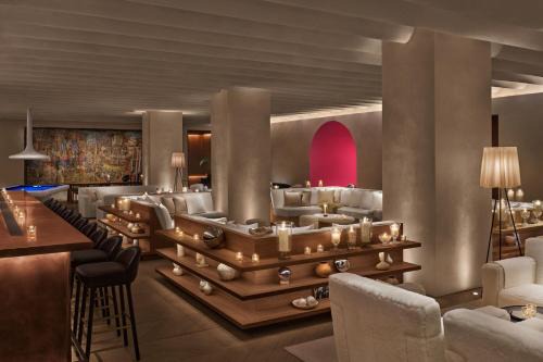 Sol Hotel | The Madrid EDITION