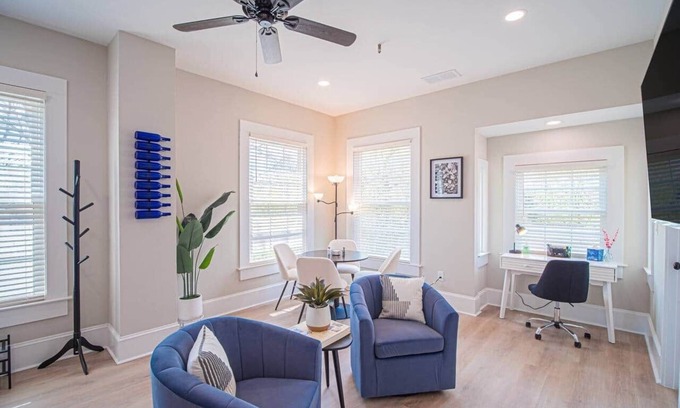 Marietta Apartamento | The Maison at Marietta Square - NO CLEANING FEES!