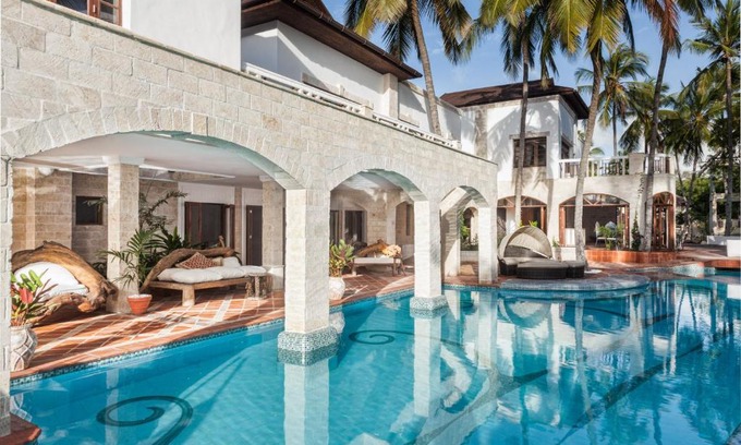 Diani Beach Hotel | The Maji Beach Boutique Hotel -Adults Only