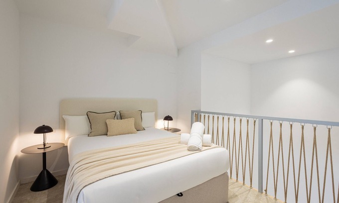 Malilla Apartamento | The Malilla Apartment 14 by Florit Flats