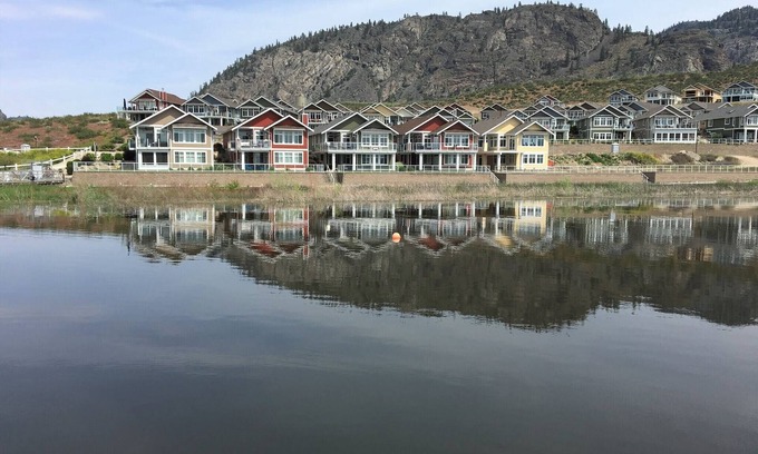 Okanagan-Similkameen Cabaña | Cabaña amarilla en el lago - Familia y navegante amigable!