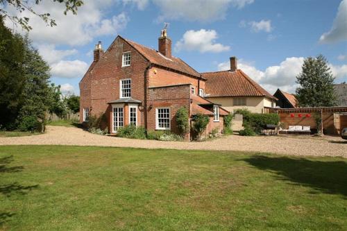Bramfield Casa | The Manor House