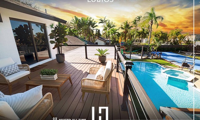 Richmond West Casa | The Mansion Pickleball, Golf and heated pool