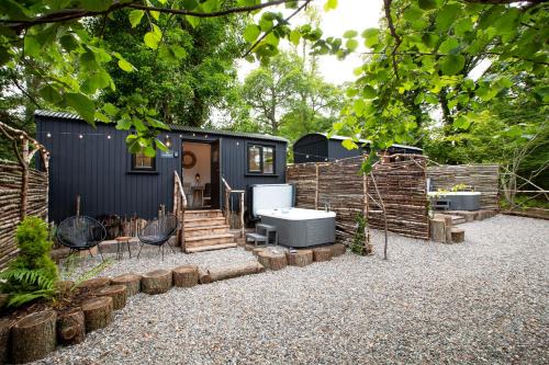 Milton Of Buchanan Cabina | The Mar Huts - The Lomond Hut