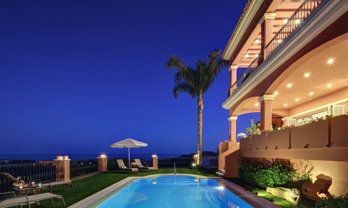 Marbella Hotel | The Marbella Heights Boutique Hotel