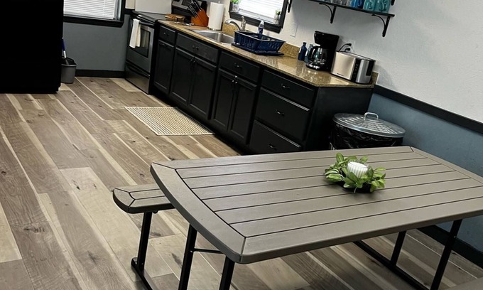 Venice Alquiler De Eote | The Marlin is a 3bedroom 2full bath houseboat in Cypress Cove Marina, Venice La