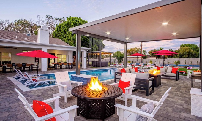 Gilbert Casa | The Max Resort, 1.5 Acres of Huge Space to Relax! Unwind and Enjoy Unlimited Fun