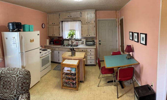 Dardanelle Casa | The May House, 2-bedroom Dardanelle country home with a gorgeous view