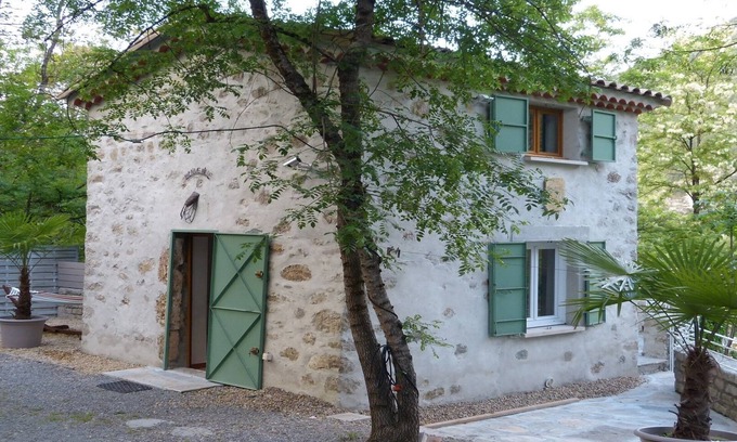 Saint-Laurent-le-Minier Casa | El Maz de la Vis, en un entorno natural mágico.