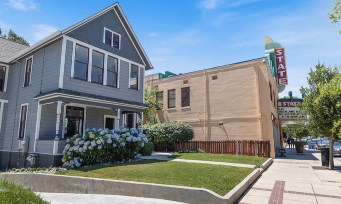 Auburn Casa | The McCann House Downtown Auburn 2