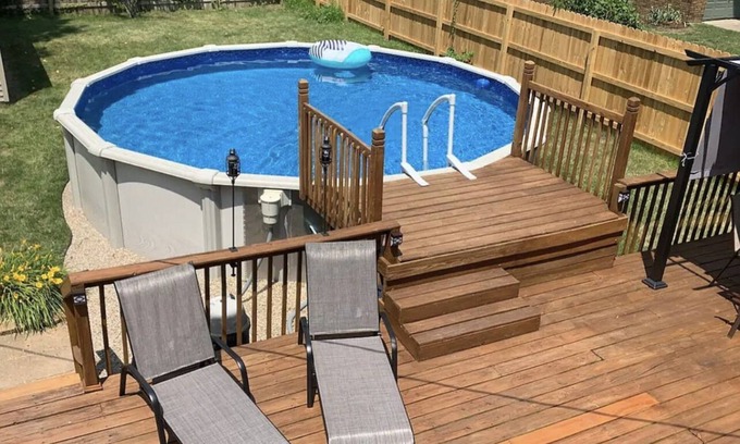 South Bend Casa | The McKinley House-Walk to ND, Pool, Hot Tub Apple TV & Music