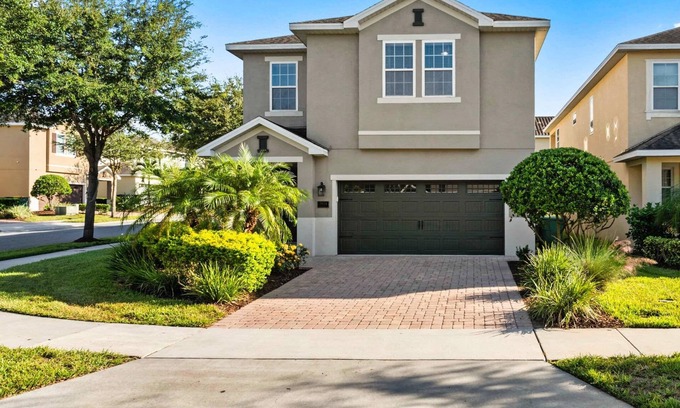 West Kissimmee Casa | The Memory Box - Eight Bedroom House, Sleeps 20