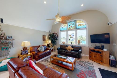 Cutthroat Harbor Estates Casa | The Mermaid Manor
