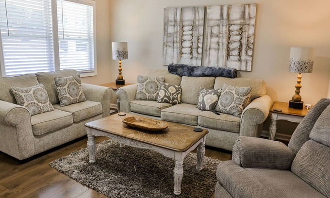 Oxford Casa | The Merrimac House: Cute, Cozy and very Convenient to I-20 in Oxford, Al.