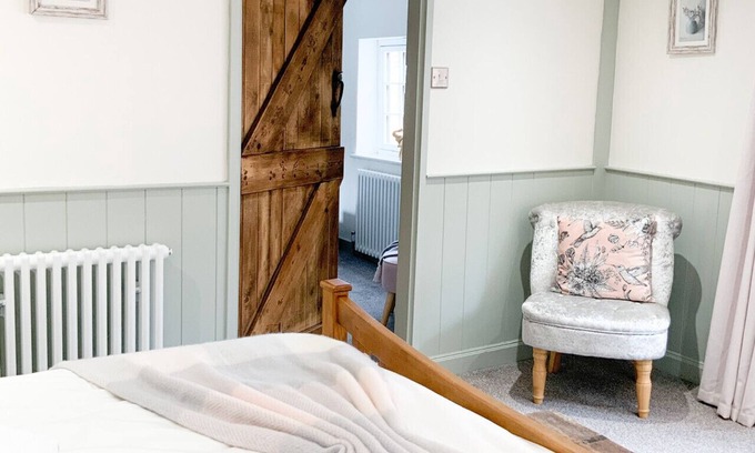 Petworth Casa | The Mews Pet-Friendly + Parking