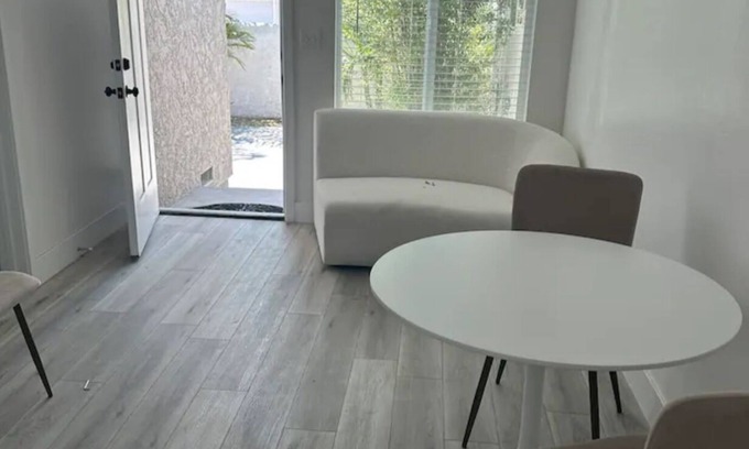 Southeast Torrance Casa | Charming 1 bedroom house in delightful Torrance with WiFi, AC