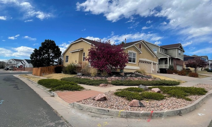 Northeast Colorado Springs Casa | The Mile High Oasis