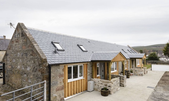 Dufftown Cabaña | The Milking Sheds, Dufftown