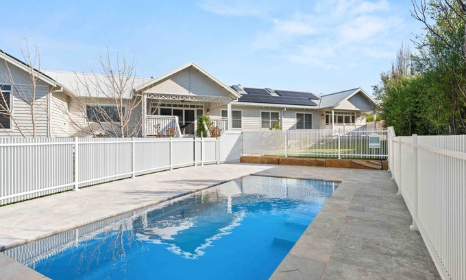 Milton Casa | The Milton Haven - Pet Friendly & Heated Pool