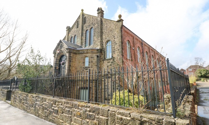 Stanley Cabaña | THE MINERS HALL RETREAT, family friendly in Stanley, County Durham