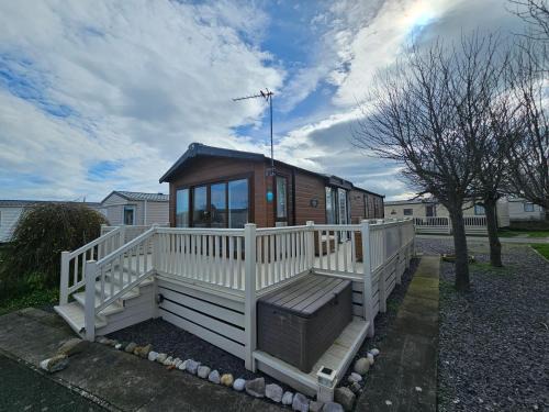 Rhyl Otro | The MINI LODGE