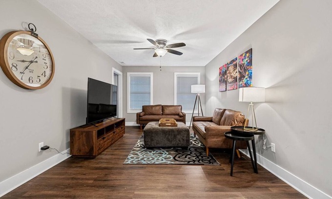 Bowling Green Apartamento | The Mint - A Perfect 4Bed/4Bath Weekend Getaway