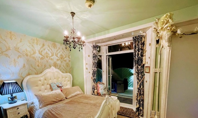 Uplands Casa | The Mirador Boutique Town House