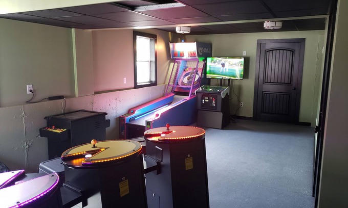 Plymouth Casa | The Mojito House con jacuzzi, sala de juegos y teatro a poca distancia del centro