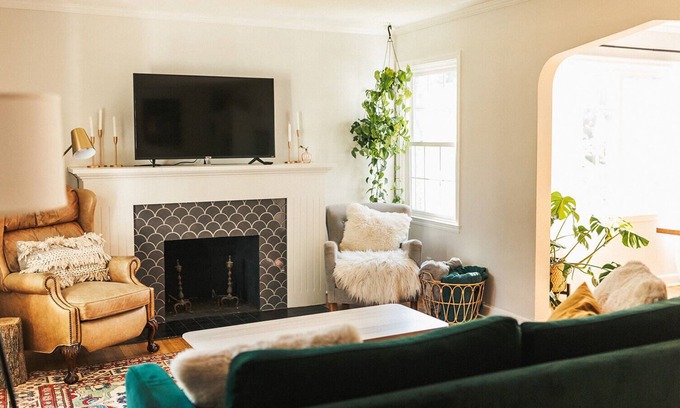 South Kansas City Casa | The Mona Lisa House