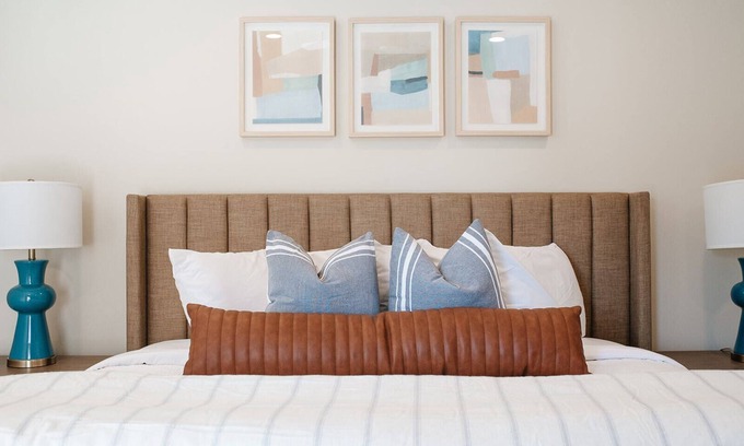 Washington Fields Casa | 🌲The Monroe ⛰️BRAND NEW Townhouse With Majestic Views and EV Charger Hookup